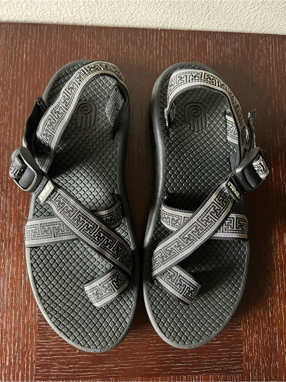 Teva Mens Water River 6782 Aztec Print Toe Loop Hiking Beach Summer Sandals 12
